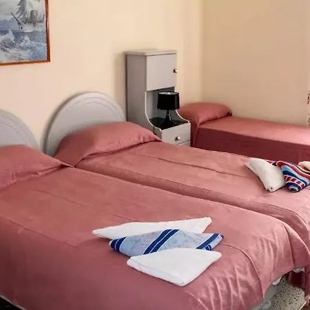 Kennedy House Holiday home *